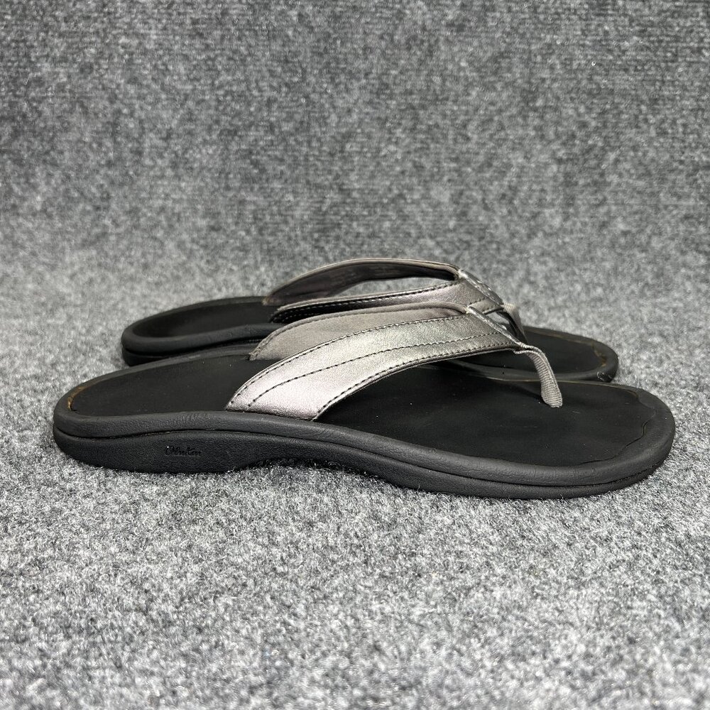 OluKai Ohana Sandals Women's 7 Metallic Grey Athletic Recovery Beach Flip Flops